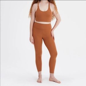 Girlfriend Collective Spice Orange Float Ultralight Legging - 23 3/4" Inseam